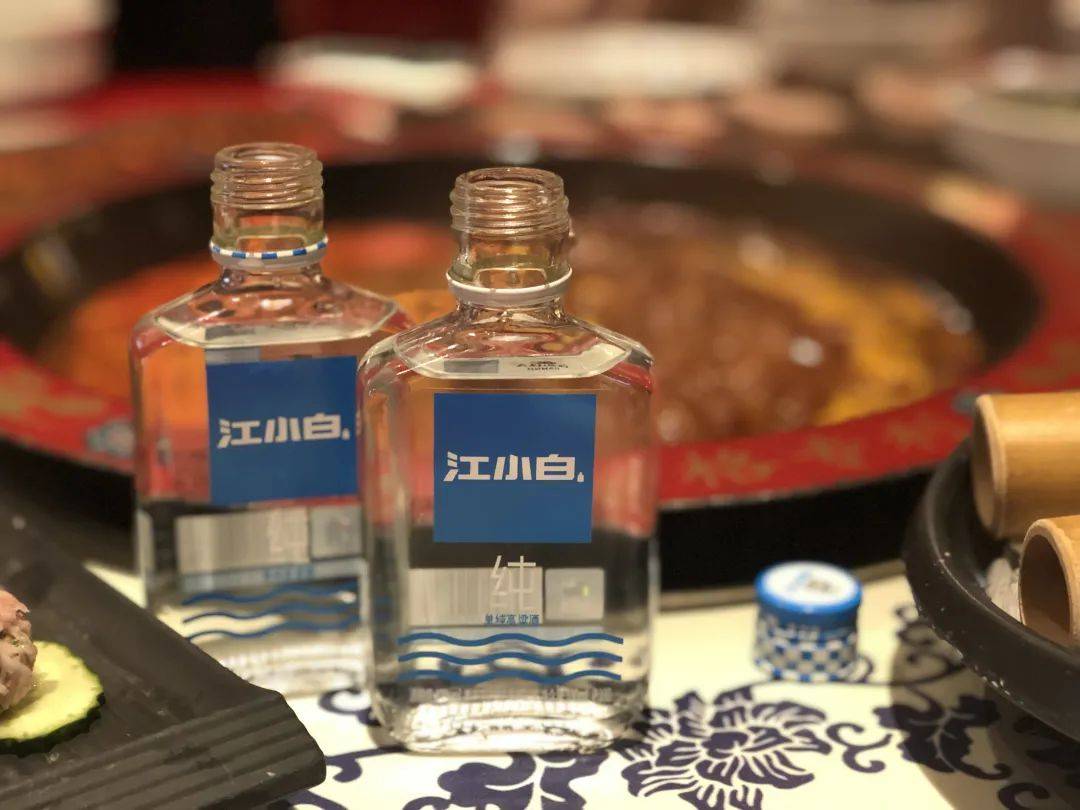 茅台镇买酒的地方「茅台镇哪里可以买到茅台」-图1