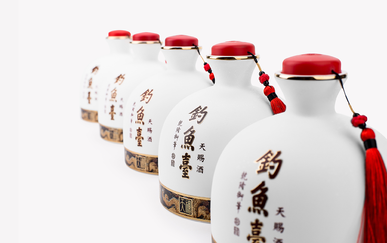 红酒和葡萄酒哪个好喝「红酒葡萄酒哪个好喝一点」-图1