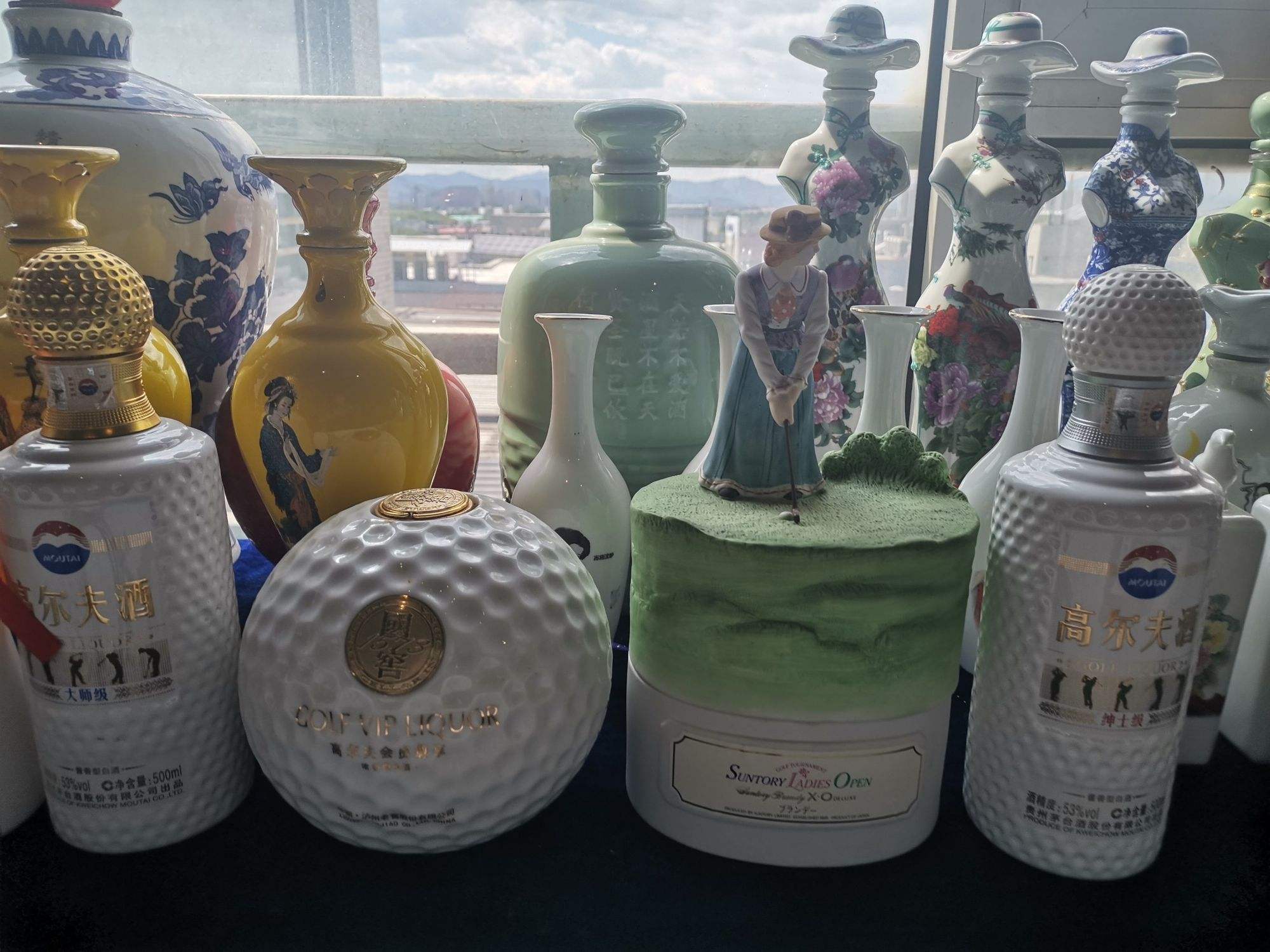 茅台镇巨岭酒业酒价格（茅台镇巨岭酒业有限公司）-图1